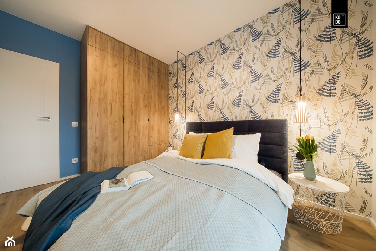WNĘTRZE Z PASJĄ - Średnia niebieska sypialnia, styl prowansalski - zdjęcie od KODO projekty i realizacje wnętrz - Homebook