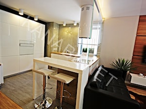 APARTAMENT 72 m2 - PROMENADA SOLNA - KIELCE - Kuchnia, styl nowoczesny - zdjęcie od KAnaBE