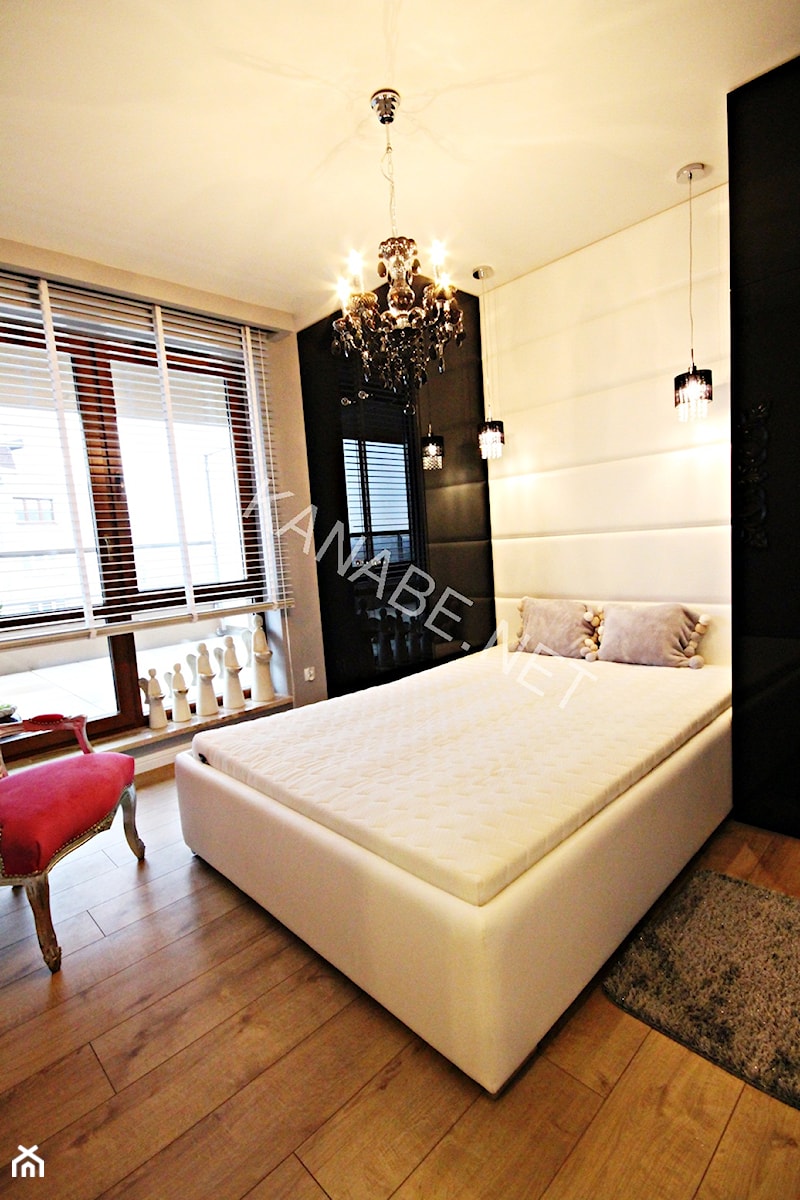 NOWOCZESNY GLAMOUR APARTAMENT 49 m2 - OSIEDLE PARKOWE- KIELCE - Sypialnia, styl glamour - zdjęcie od KAnaBE