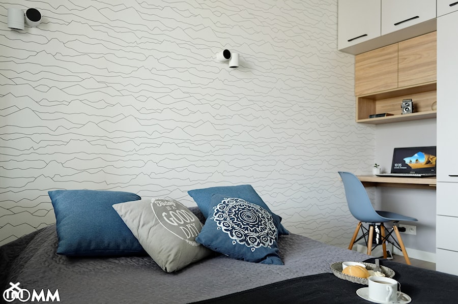Sypialnia w małym mieszkaniu - zdjęcie od OOMM Monika Buzun architekt wnętrz