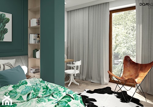 Zielono mi - Średnia biała zielona sypialnia z balkonem / tarasem, styl skandynawski - zdjęcie od DOMagała Design