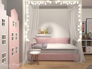 GIRL'S ROOM