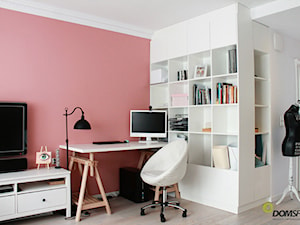 Mieszkanie na ul. Jedności Narodowej - Małe białe różowe biuro, styl prowansalski - zdjęcie od ESSA Architektura