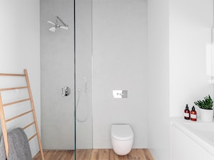 Projekt Mieszkania 132m2 | Mokotów - Mała na poddaszu bez okna łazienka, styl minimalistyczny - zdjęcie od Framuga studio