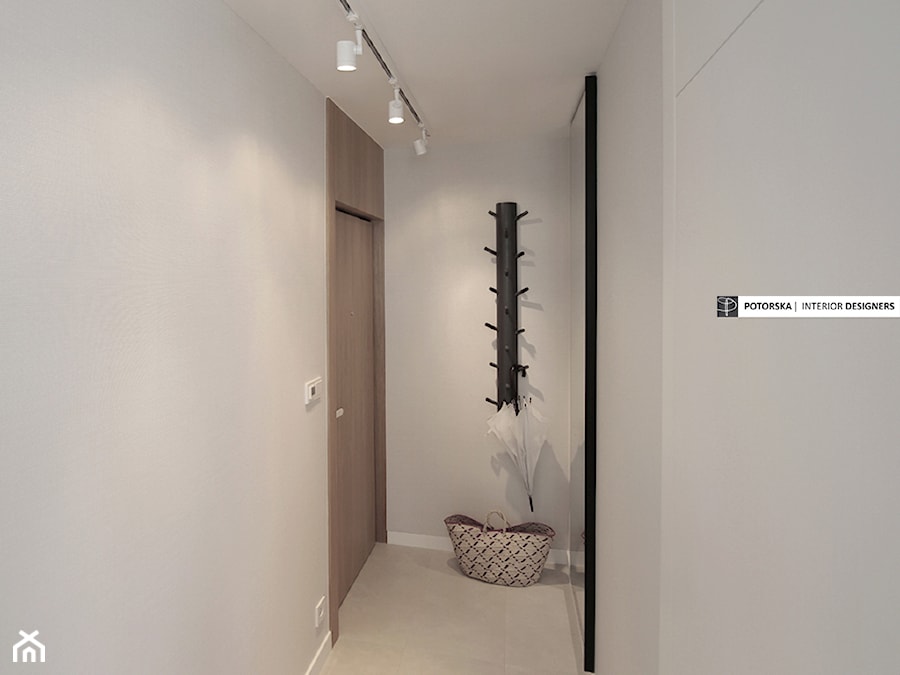 Studio na 10 piętrze - Hol / przedpokój, styl minimalistyczny - zdjęcie od studio POTORSKA