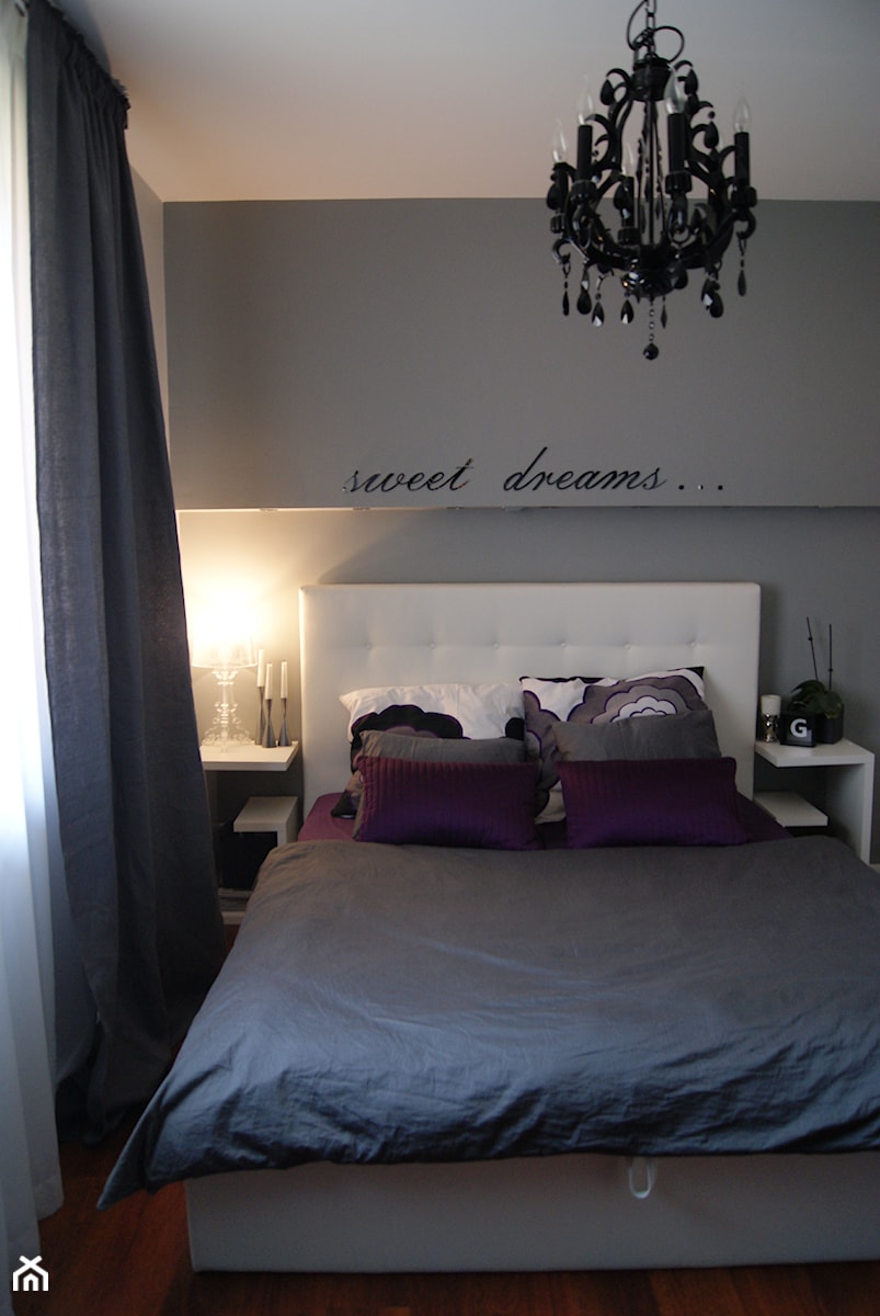 Gray is my way... - Mała szara sypialnia, styl glamour - zdjęcie od bubblechair