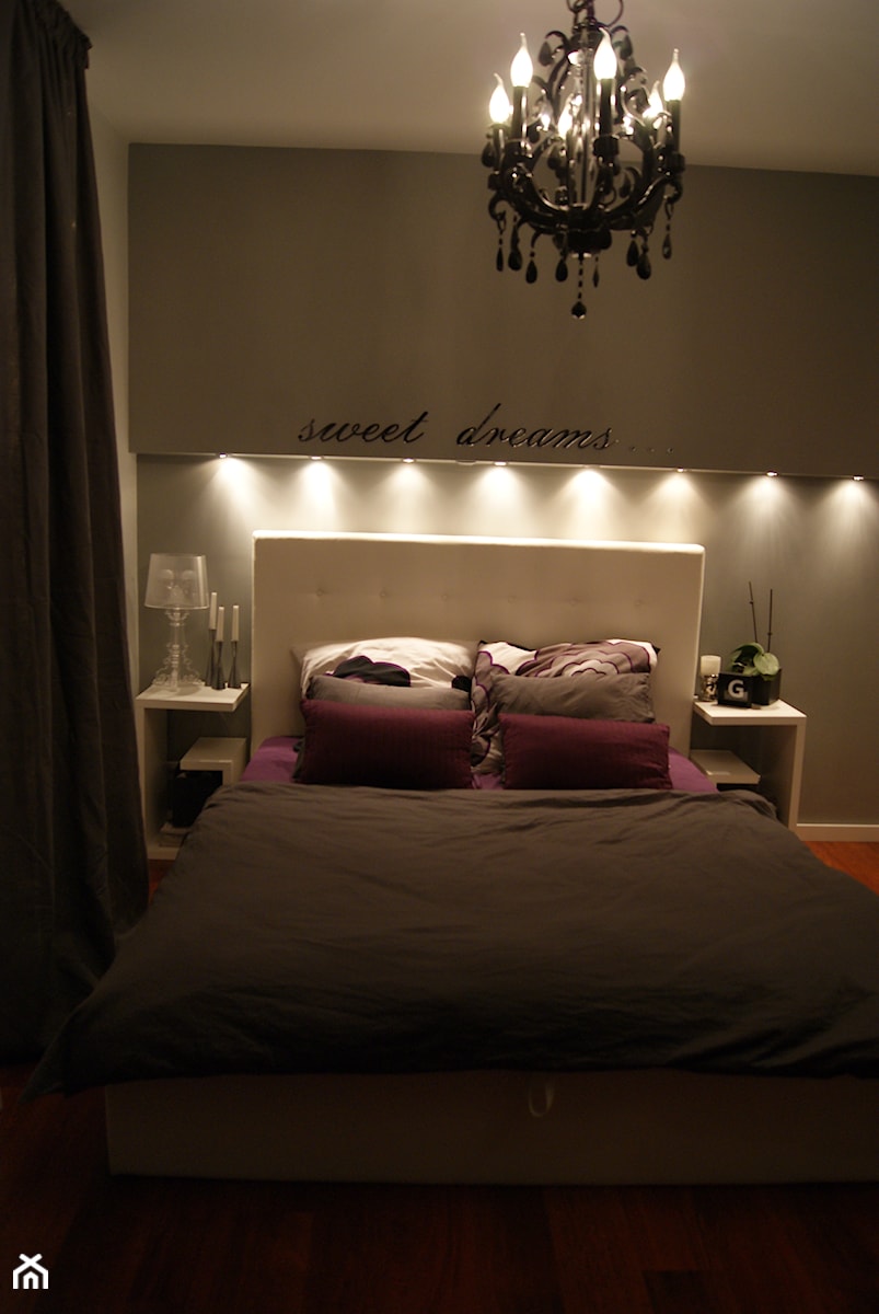 Gray is my way... - Średnia biała sypialnia, styl glamour - zdjęcie od bubblechair