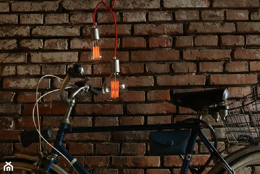 Lampa wisząca loft kolrowe kable z industrialną oprawką - zdjęcie od IminDesign