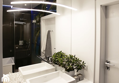 ŻOLIBORZ ARTYSTYCZNY mieszkanie 80m2 - Średnia na poddaszu bez okna łazienka, styl nowoczesny - zdjęcie od WNĘTRZNOŚCI Projektowanie wnętrz Aneta Stokowska