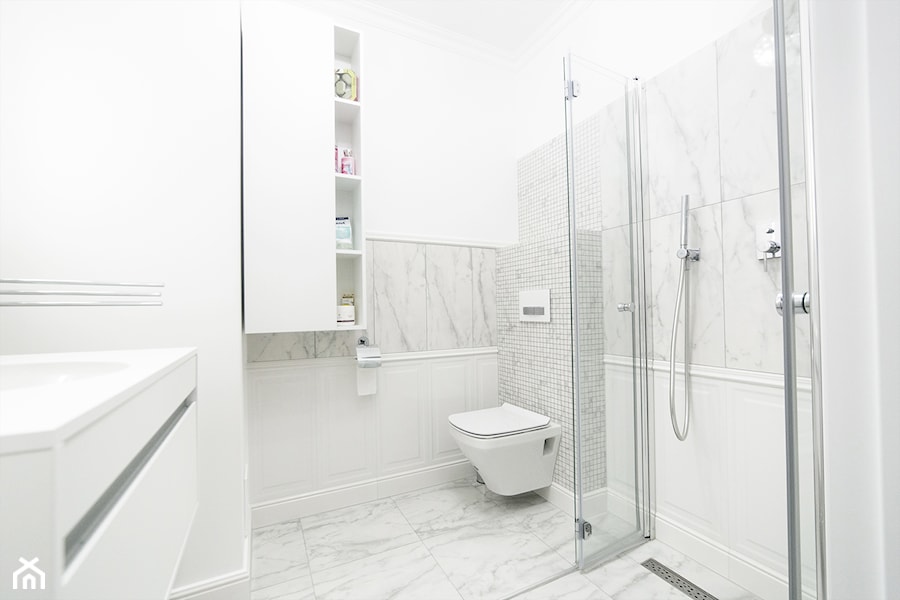 54 - Średnia łazienka, styl glamour - zdjęcie od MADA design