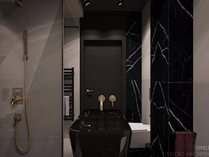 Chevron - Mała bez okna z lustrem z marmurową podłogą z punktowym oświetleniem łazienka - zdjęcie od mgr sztuki arch. wnętrz Ewelina Matysiak