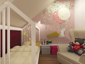 URODZAJNA - Mały beżowy różowy pokój dziecka dla dziecka dla dziewczynki, styl nowoczesny - zdjęcie od Studio Architektury Wnętrz "rychtownia"