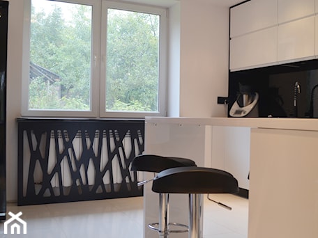 Aranżacje wnętrz - Kuchnia: nowoczesna kuchnia - Kuchnia, styl nowoczesny - Creative Interior. Przeglądaj, dodawaj i zapisuj najlepsze zdjęcia, pomysły i inspiracje designerskie. W bazie mamy już prawie milion fotografii!