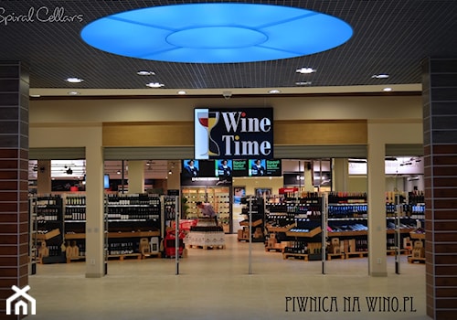 SHOWROOM Spiral Cellars w Kijowie, na Ukrainie - Time Wine - zdjęcie od PIWNICA NA WINO.pl