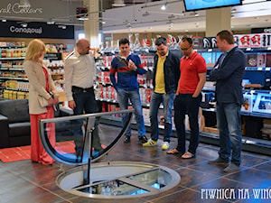 SHOWROOM Spiral Cellars w Kijowie, na Ukrainie - Time Wine - zdjęcie od PIWNICA NA WINO.pl