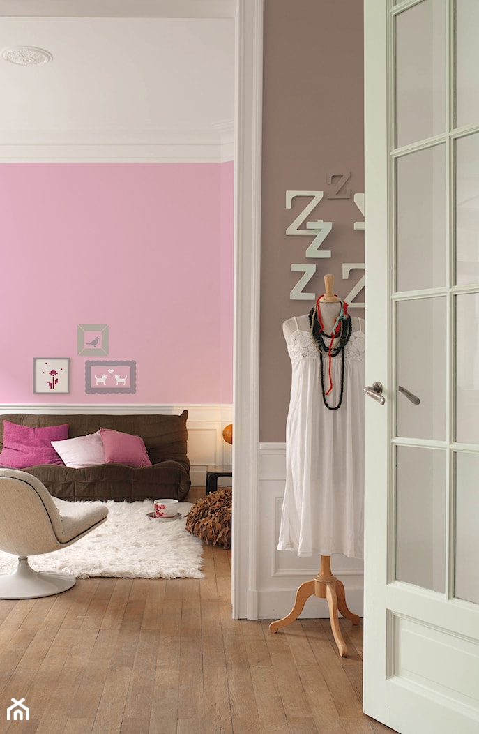 Pokoje dzienne - Średni różowy salon - zdjęcie od Dulux - Homebook