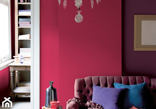 Pokoje dzienne - Mały czerwony fioletowy salon - zdjęcie od Dulux