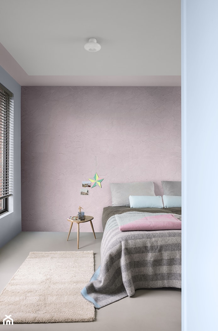 Nowości 2019 - Mała biała różowa sypialnia, styl minimalistyczny - zdjęcie od Dulux - Homebook