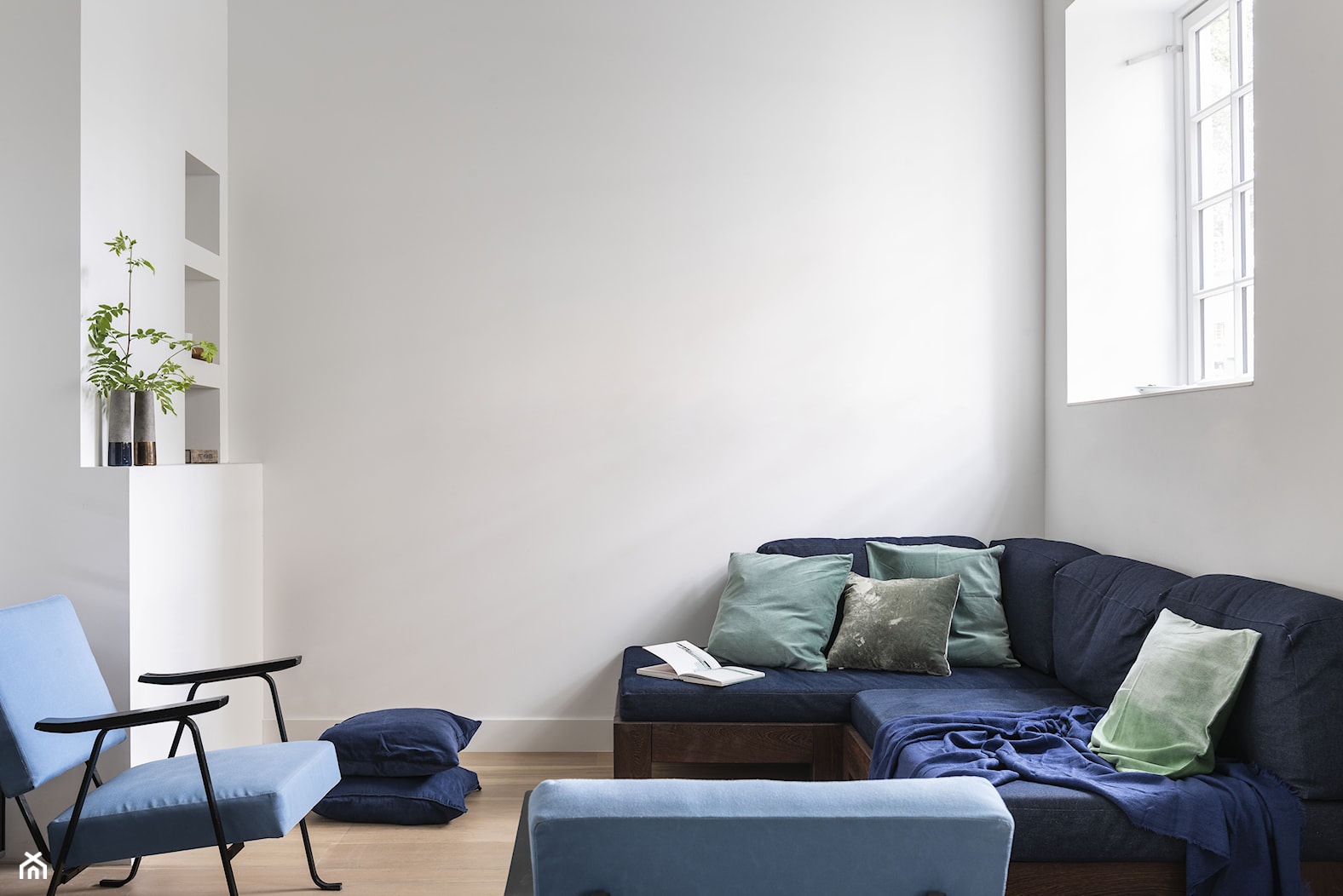 Nowości 2019 - Salon, styl minimalistyczny - zdjęcie od Dulux - Homebook