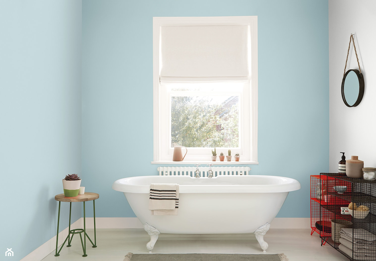 Nowości 2019 - Mała łazienka z oknem, styl nowoczesny - zdjęcie od Dulux - Homebook