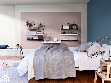 Aranżacje wnętrz - Sypialnia: Paleta kolorów roku - Sypialnia, styl minimalistyczny - Dulux. Przeglądaj, dodawaj i zapisuj najlepsze zdjęcia, pomysły i inspiracje designerskie. W bazie mamy już prawie milion fotografii!