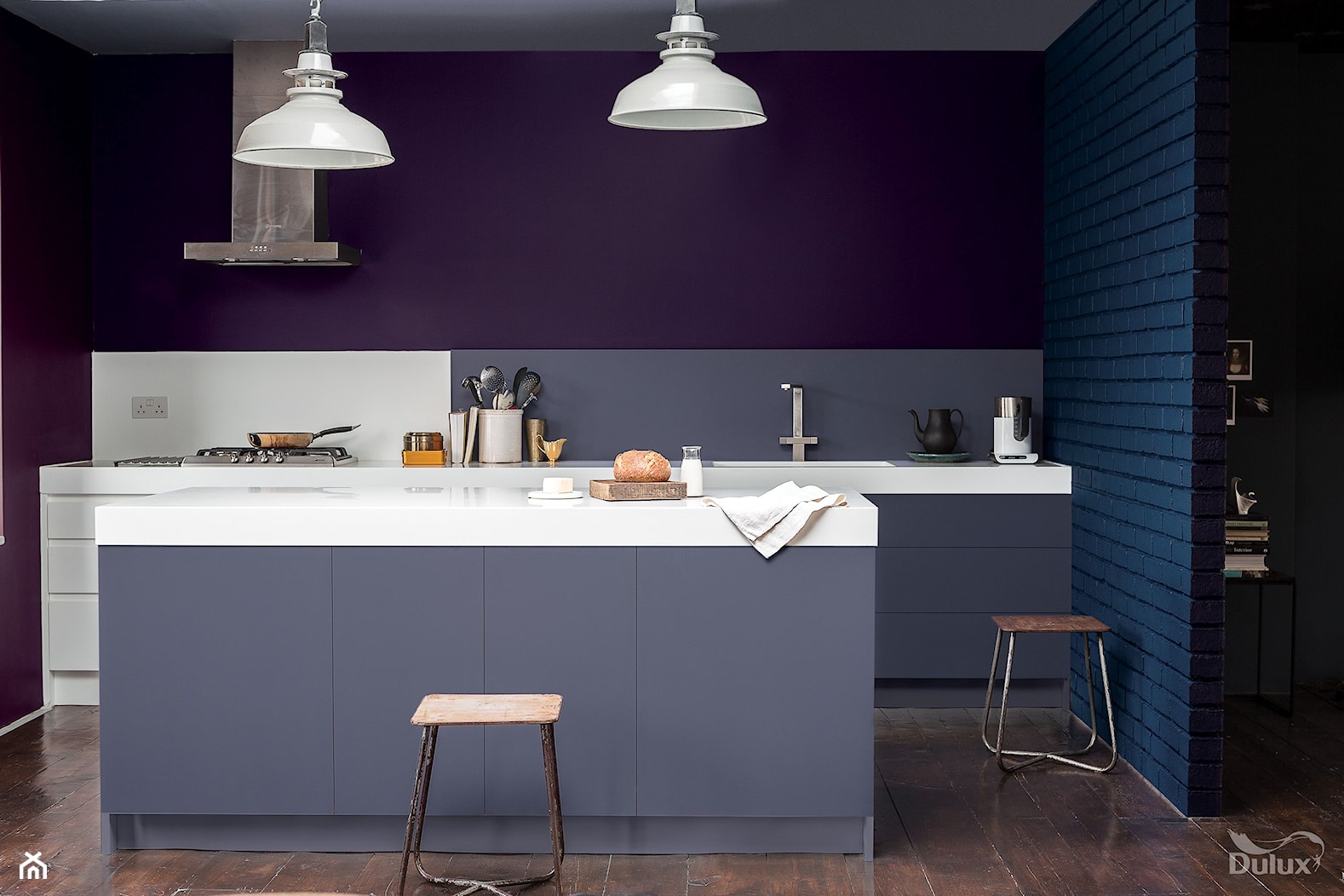 Intensywne kolory we wnętrzu - Kuchnia, styl minimalistyczny - zdjęcie od Dulux - Homebook