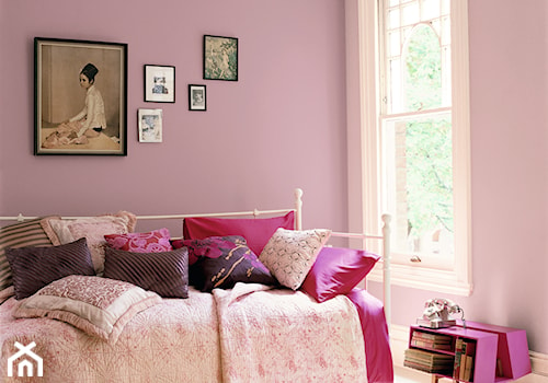 Sypialnie - Średnia różowa sypialnia, styl vintage - zdjęcie od Dulux
