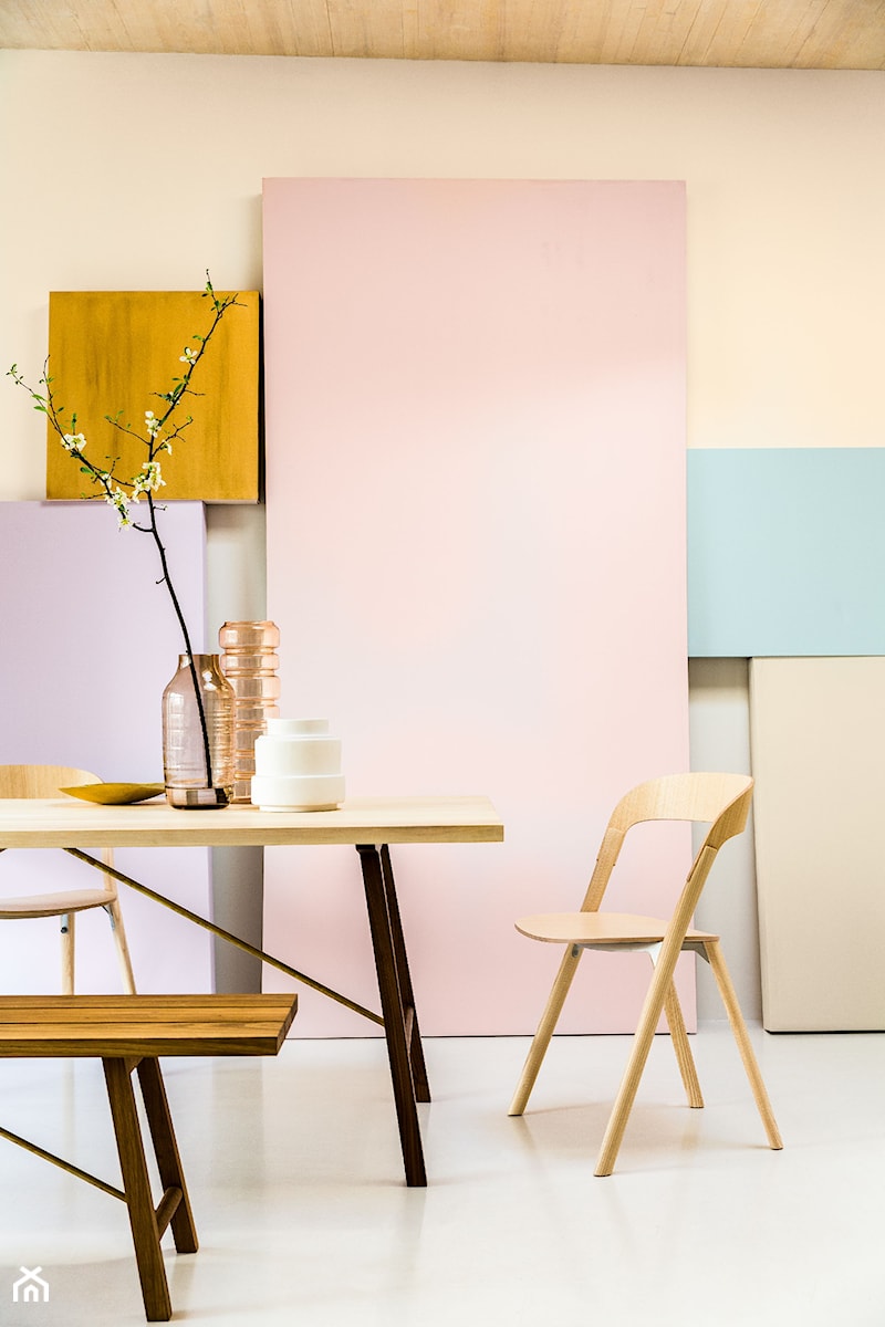 Warstwy+Warstwy - Mała beżowa jadalnia jako osobne pomieszczenie, styl skandynawski - zdjęcie od Dulux