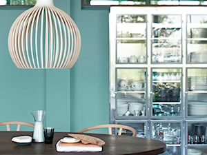 Kolory Świata - Skandynawia - Mała niebieska jadalnia jako osobne pomieszczenie, styl skandynawski - zdjęcie od Dulux