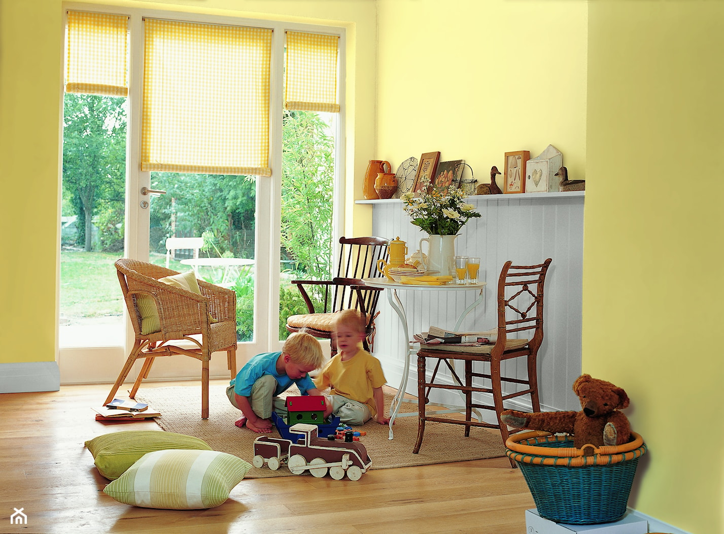Pokoje dla dzieci i młodzieży - Mały biały żółty pokój dziecka dla dziecka dla chłopca dla dziewczynki, styl rustykalny - zdjęcie od Dulux - Homebook