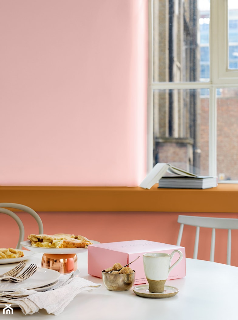 Kolor Roku 2015 - Mała różowa jadalnia jako osobne pomieszczenie - zdjęcie od Dulux - Homebook