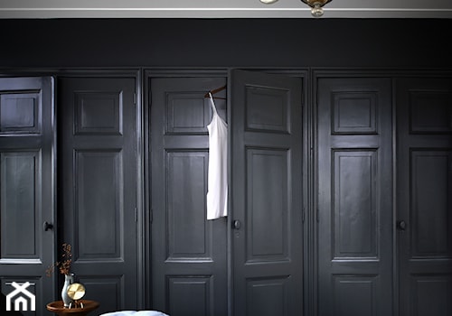 Intensywne kolory we wnętrzu - Średnia czarna sypialnia, styl tradycyjny - zdjęcie od Dulux