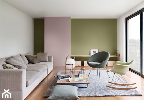 Paleta kolorów roku - Średni biały różowy zielony salon, styl skandynawski - zdjęcie od Dulux