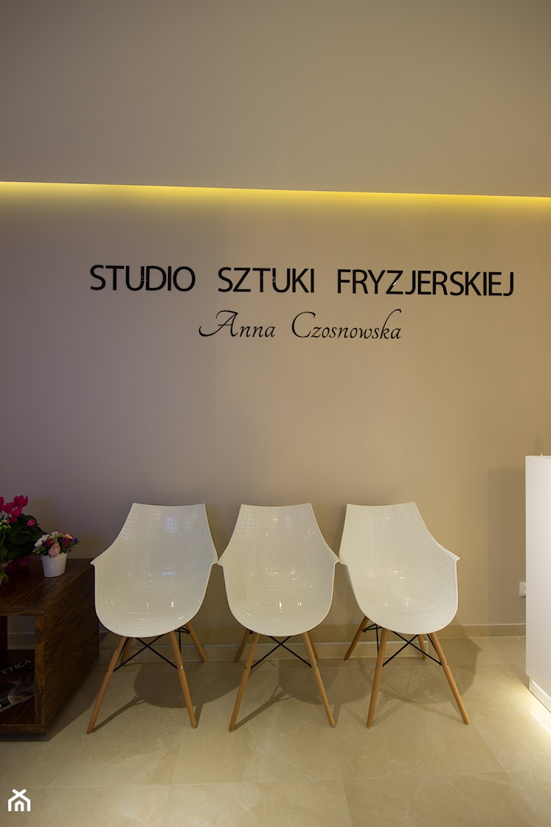 Hall / recepcja salonu fryzjerskiego - zdjęcie od filo7