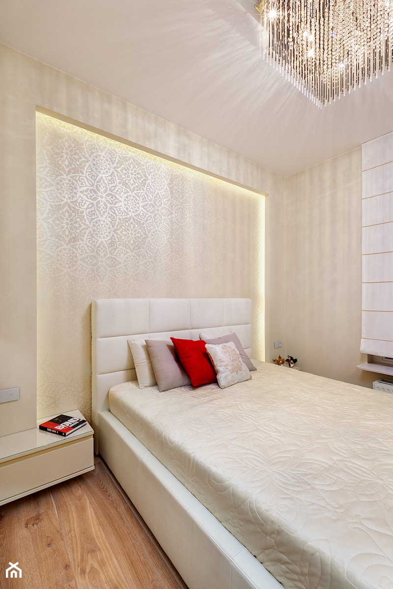 Łazienka z maską - Mała sypialnia, styl glamour - zdjęcie od ARCHITETTO