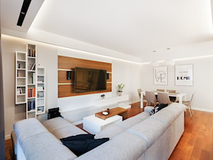 Apartament w orzechu - Średni szary salon z jadalnią, styl nowoczesny - zdjęcie od ARCHITETTO
