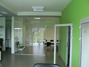 wnętrze budynku pasywnego - Wnętrza publiczne, styl minimalistyczny - zdjęcie od Bernacki Biuro Architektoniczne
