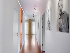 Apartament Cietrzewia - Hol / przedpokój, styl nowoczesny - zdjęcie od Nasciturus design