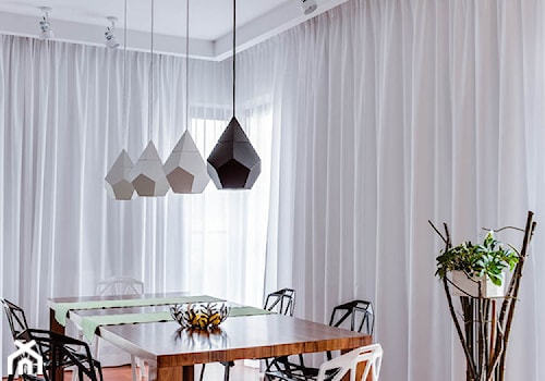 Apartament Cietrzewia - Mała biała jadalnia jako osobne pomieszczenie, styl nowoczesny - zdjęcie od Nasciturus design