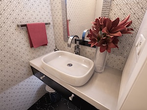 Łazienka+WC Glamour - Średnia bez okna łazienka, styl glamour - zdjęcie od wizjaprzestrzeni.pl