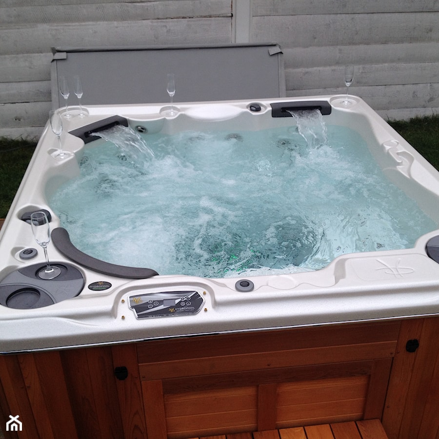 Minibasen Spa Hydropool model H-575 w strefie SPA Pałacu Jugowice - zdjęcie od Meadow Group