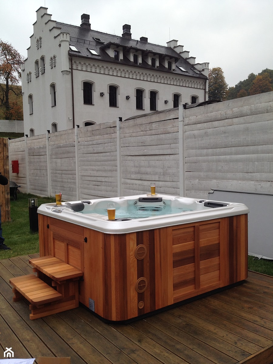 Minibasen Spa Hydropool model H-575 w strefie SPA Pałacu Jugowice - zdjęcie od Meadow Group