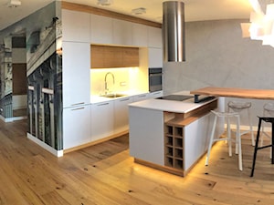 Multiloft -Lofty u Scheiblera - Średnia szara jadalnia w kuchni, styl nowoczesny - zdjęcie od WE LOFT DESIGN