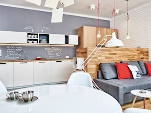 59 m2 na nowo - Mały średni biały szary salon z kuchnią z jadalnią, styl skandynawski - zdjęcie od LIVING BOX