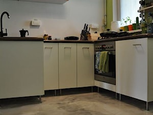 Stylowa podłoga w kuchni - zdjęcie od Napro