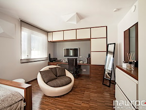 Dom 150m - Średni beżowy pokój dziecka dla nastolatka dla dziewczynki, styl minimalistyczny - zdjęcie od JN STUDIO JOANNA NAWROCKA