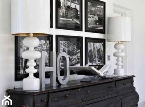 black&white/inspiracje pozyskane z Pinterest - Hol / przedpokój, styl tradycyjny - zdjęcie od Maison Studio - Architektura Wnetrz. Żaklina Litwa