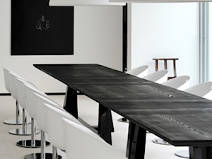 black&white/inspiracje pozyskane z Pinterest - Wnętrza publiczne, styl skandynawski - zdjęcie od Maison Studio - Architektura Wnetrz. Żaklina Litwa