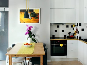 Na biało z akcentem - Kuchnia, styl nowoczesny - zdjęcie od Wooow! projekt