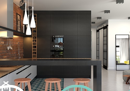 87 m2 - Duża otwarta z salonem biała z zabudowaną lodówką kuchnia, styl industrialny - zdjęcie od ADV Design